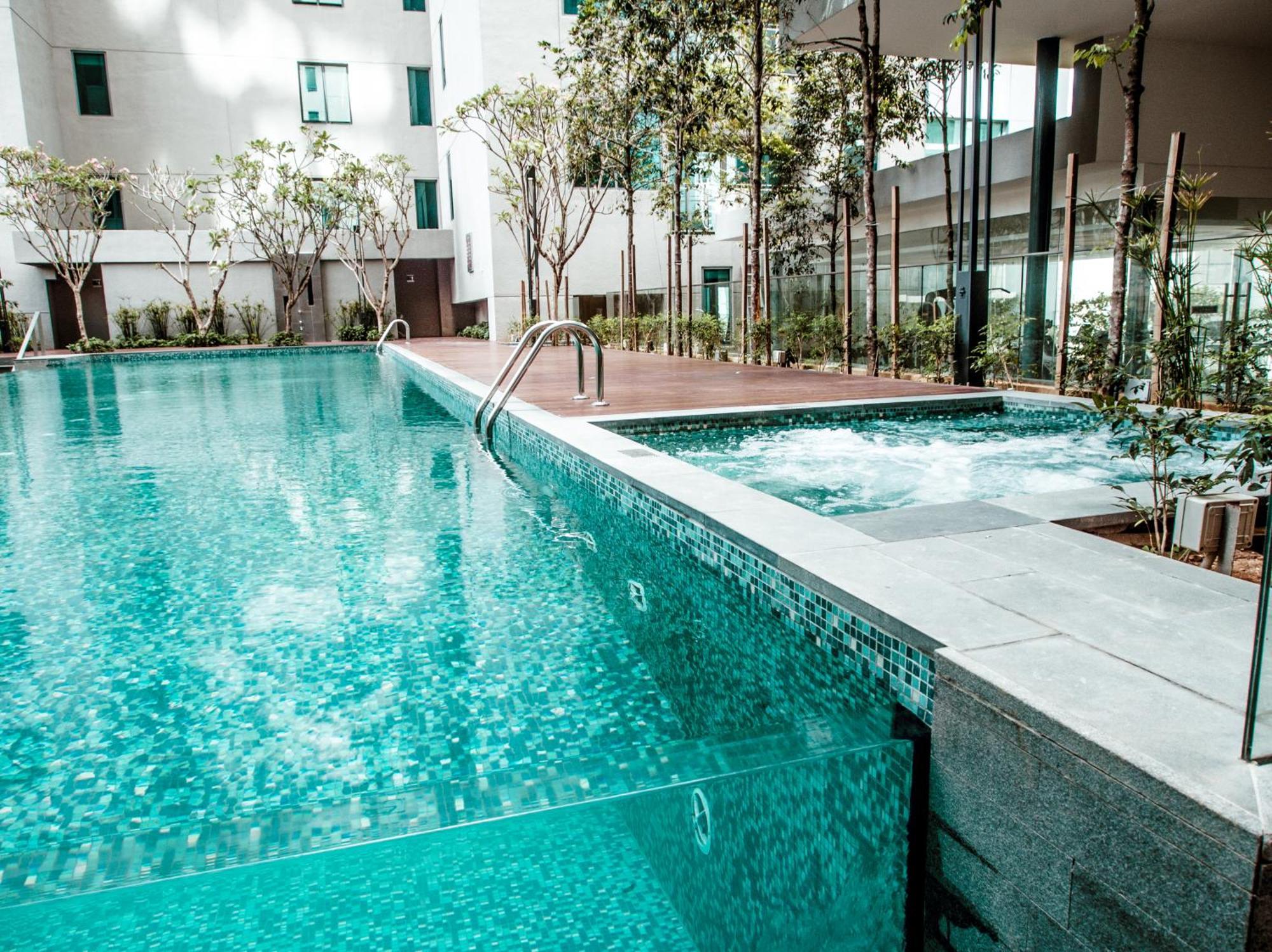 Summer Suite Express By Subhome Kuala Lumpur Esterno foto